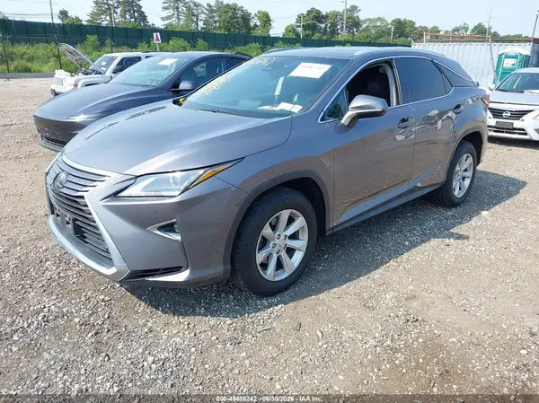 2T2BZMCA2HC133415 2017 LEXUS RX - Image 2