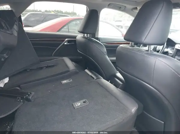 2T2BZMCA2HC133964 2017 LEXUS RX - Image 8