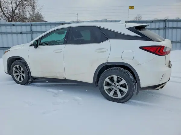 2T2BZMCA2JC140029 2018 LEXUS RX - Image 2