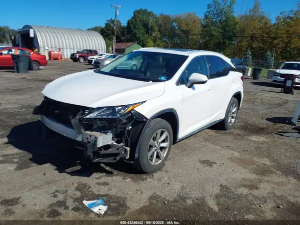 2T2BZMCA2JC144078 2018 LEXUS RX - Image 2