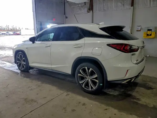 2T2BZMCA2JC153508 2018 LEXUS RX - Image 2