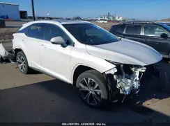 2T2BZMCA2KC174814 2019 LEXUS RX