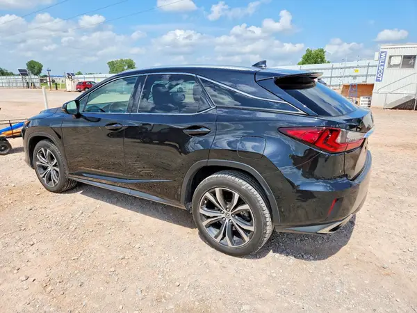 2T2BZMCA2KC178362 2019 LEXUS RX - Image 2
