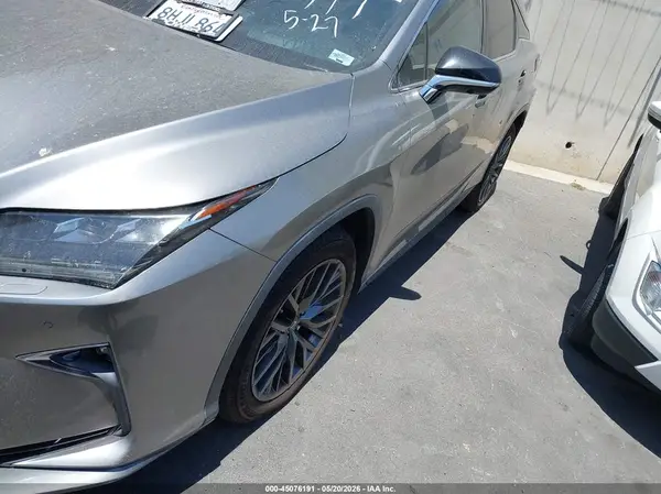2T2BZMCA2KC180807 2019 LEXUS RX - Image 2