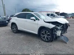 2T2BZMCA2KC205933 2019 LEXUS RX