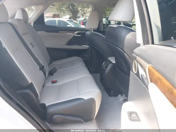 2T2BZMCA2KC208959 2019 LEXUS RX - Image 8