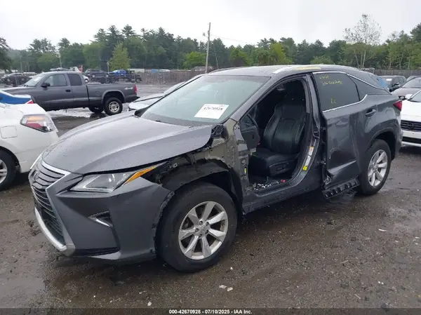 2T2BZMCA3GC003979 2016 LEXUS RX - Image 2