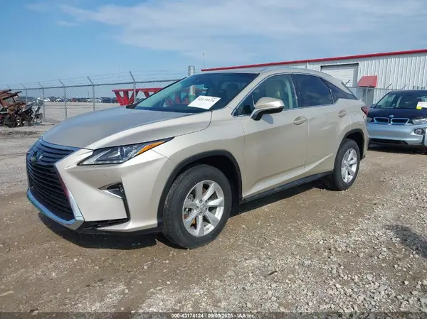 2T2BZMCA3GC020457 2016 LEXUS RX - Image 2