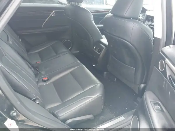 2T2BZMCA3HC090218 2017 LEXUS RX - Image 8