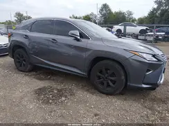2T2BZMCA3HC090932 2017 LEXUS RX