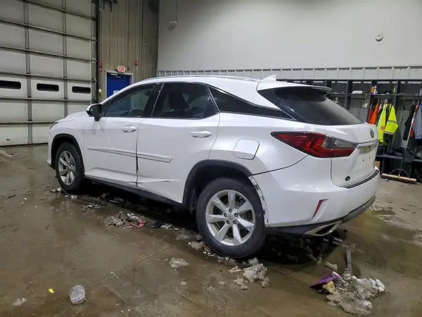 2T2BZMCA3HC100732 2017 LEXUS RX - Image 2