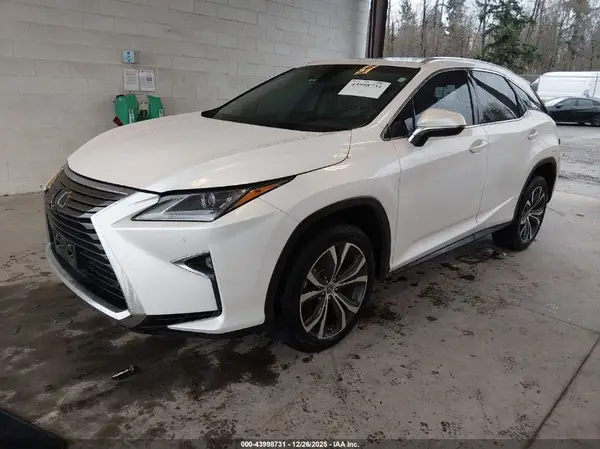 2T2BZMCA3HC111617 2017 LEXUS RX - Image 2