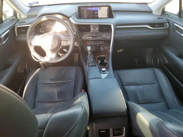 2T2BZMCA3JC143764 2018 LEXUS RX - Image 8