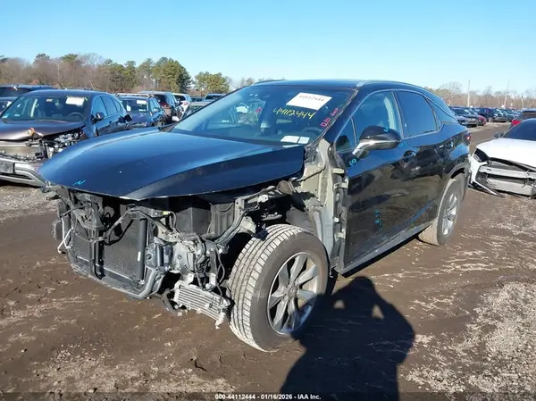 2T2BZMCA3JC151797 2018 LEXUS RX - Image 2
