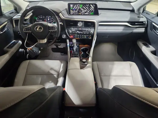 2T2BZMCA3JC155395 2018 LEXUS RX - Image 8