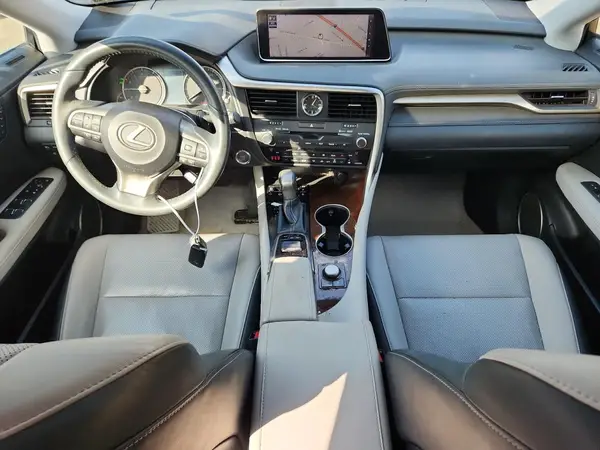 2T2BZMCA3JC159365 2018 LEXUS RX - Image 8
