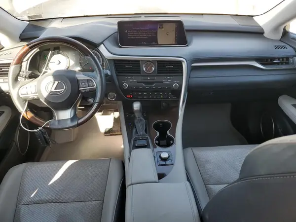 2T2BZMCA3JC161231 2018 LEXUS RX - Image 8