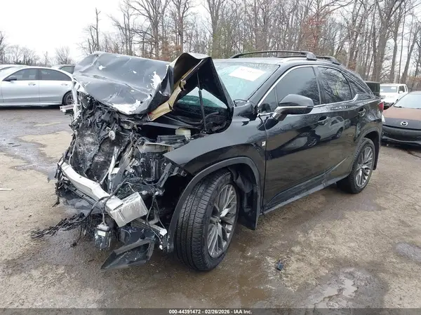 2T2BZMCA3KC168200 2019 LEXUS RX - Image 2