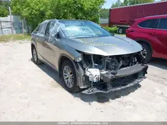 2T2BZMCA3KC170643 2019 LEXUS RX