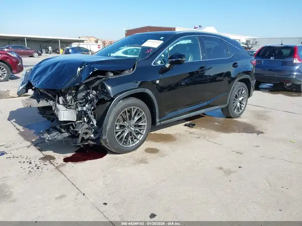 2T2BZMCA3KC175230 2019 LEXUS RX - Image 2