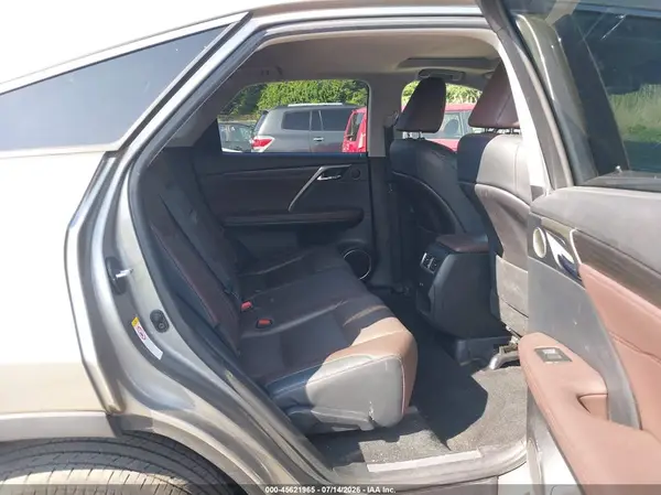 2T2BZMCA3KC185658 2019 LEXUS RX - Image 8