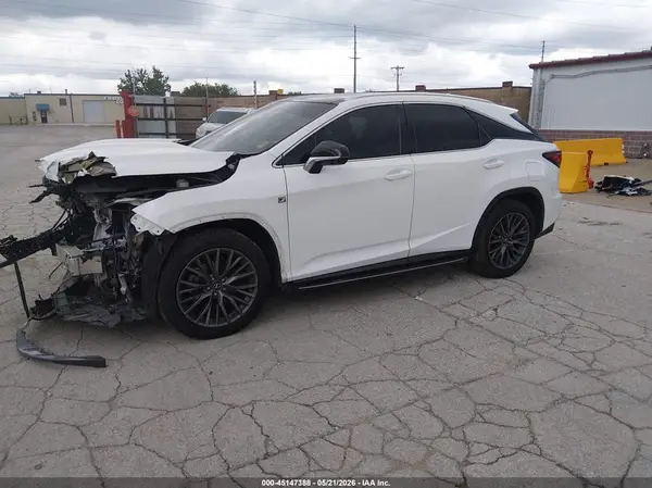 2T2BZMCA3KC189077 2019 LEXUS RX - Image 2