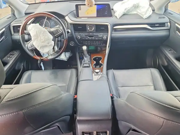 2T2BZMCA3KC201759 2019 LEXUS RX - Image 8