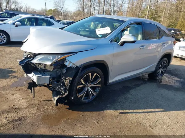 2T2BZMCA3KC206055 2019 LEXUS RX - Image 2