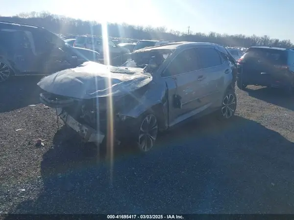 2T2BZMCA3KC207125 2019 LEXUS RX - Image 2