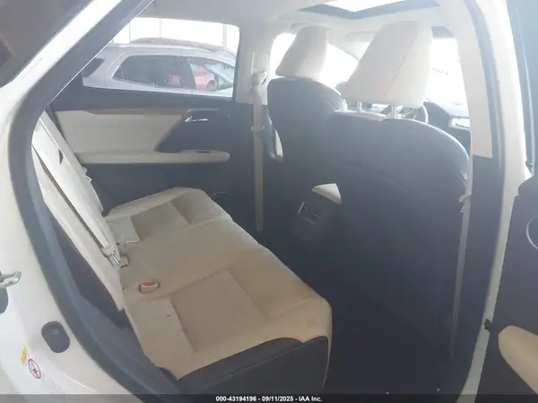 2T2BZMCA4GC004607 2016 LEXUS RX - Image 8