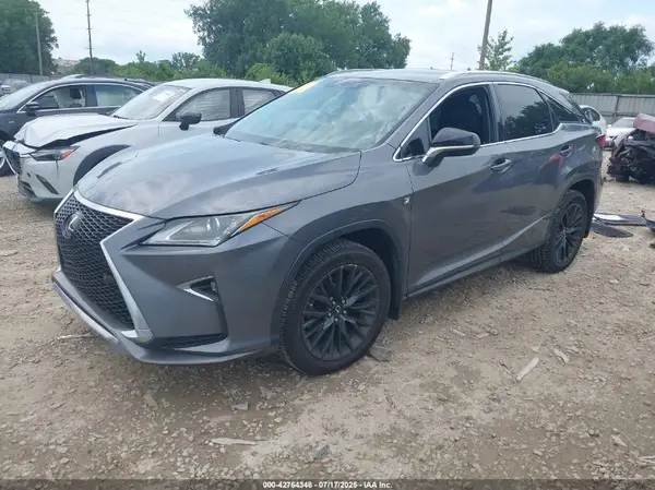 2T2BZMCA4GC010682 2016 LEXUS RX - Image 2
