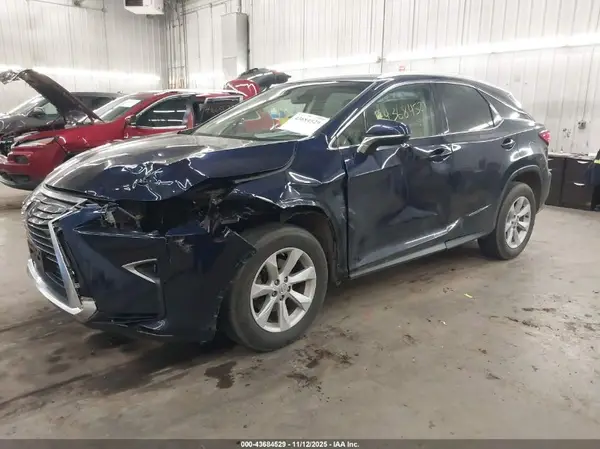 2T2BZMCA4HC078224 2017 LEXUS RX - Image 2