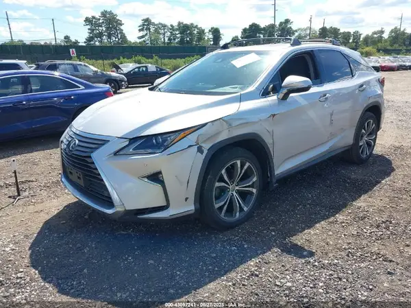 2T2BZMCA4HC079616 2017 LEXUS RX - Image 2