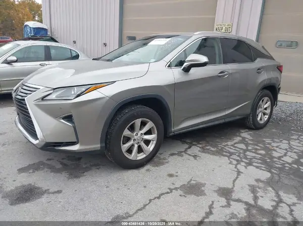 2T2BZMCA4HC082760 2017 LEXUS RX - Image 2