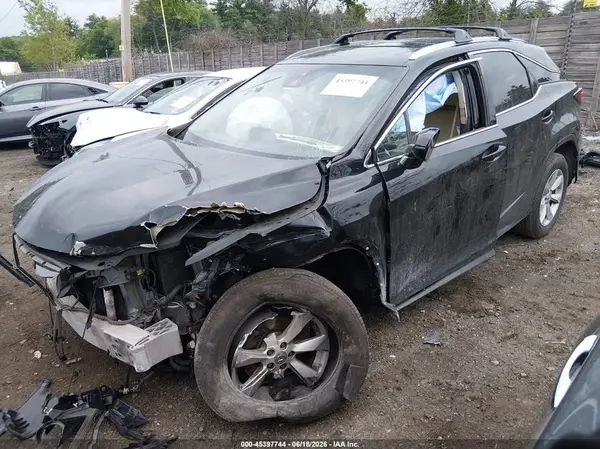 2T2BZMCA4HC092088 2017 LEXUS RX - Image 2