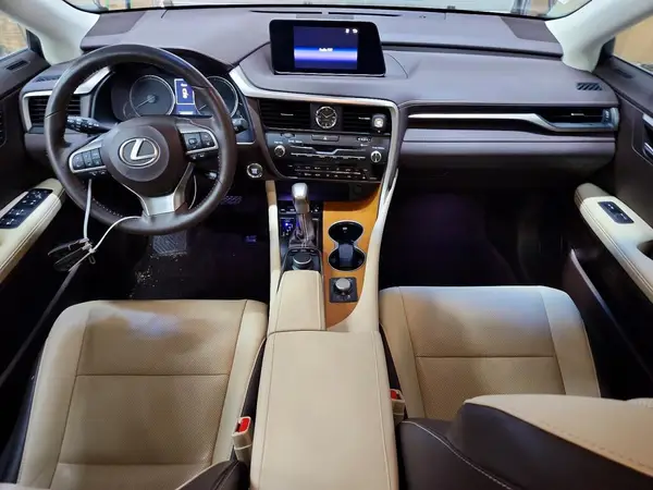 2T2BZMCA4HC107088 2017 LEXUS RX - Image 8