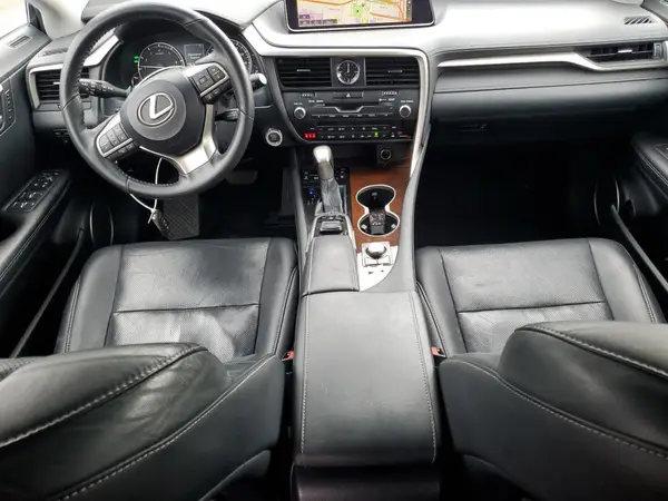 2T2BZMCA4JC139464 2018 LEXUS RX - Image 8