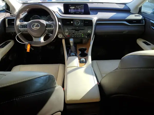 2T2BZMCA4JC146138 2018 LEXUS RX - Image 8