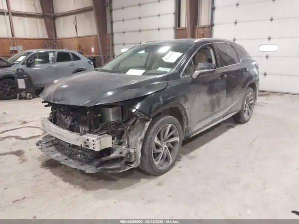 2T2BZMCA4JC153008 2018 LEXUS RX - Image 2