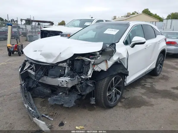 2T2BZMCA4JC157009 2018 LEXUS RX - Image 2