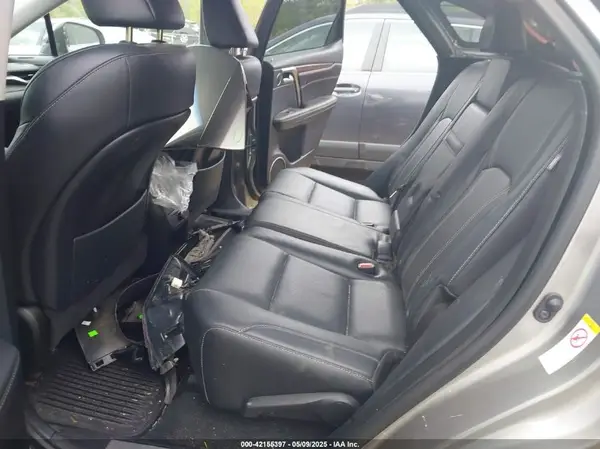 2T2BZMCA4JC157690 2018 LEXUS RX - Image 8