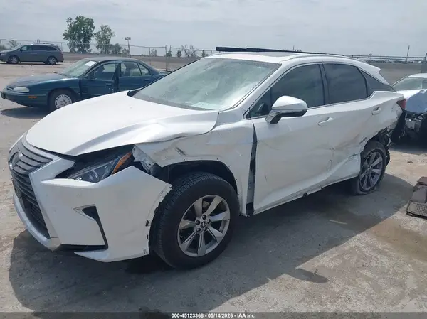 2T2BZMCA4KC19508 2019 LEXUS RX - Image 2