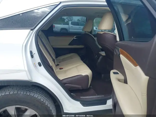 2T2BZMCA4KC19508 2019 LEXUS RX - Image 8