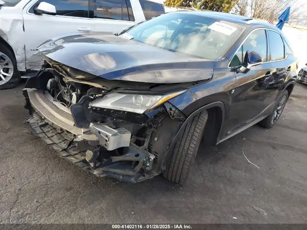 2T2BZMCA4KC206551 2019 LEXUS RX - Image 2