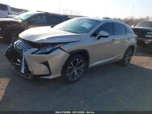 2T2BZMCA4KC211779 2019 LEXUS RX - Image 2