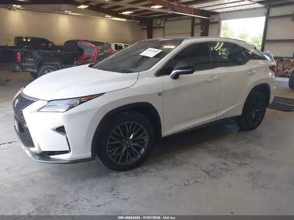 2T2BZMCA5HC071945 2017 LEXUS RX - Image 2