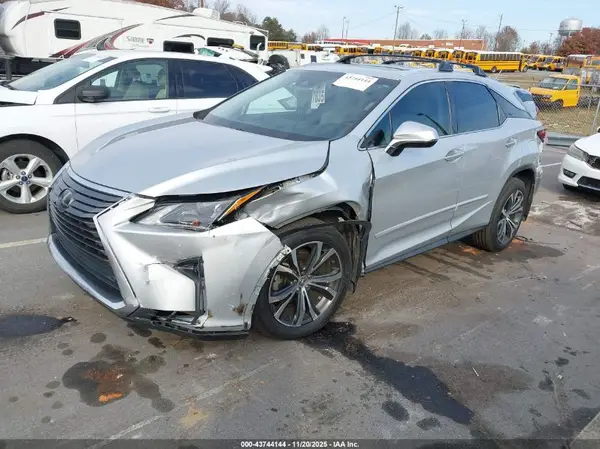2T2BZMCA5HC076384 2017 LEXUS RX - Image 2