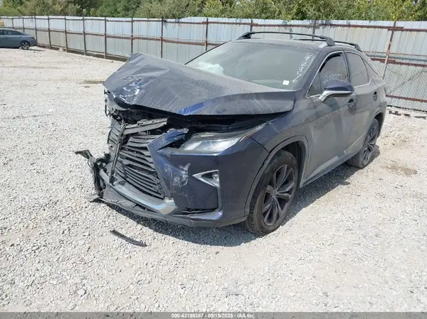 2T2BZMCA5HC092956 2017 LEXUS RX - Image 2