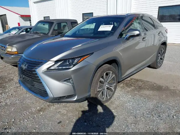 2T2BZMCA5HC095114 2017 LEXUS RX - Image 2