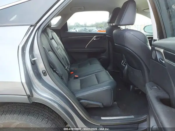 2T2BZMCA5HC097767 2017 LEXUS RX - Image 8